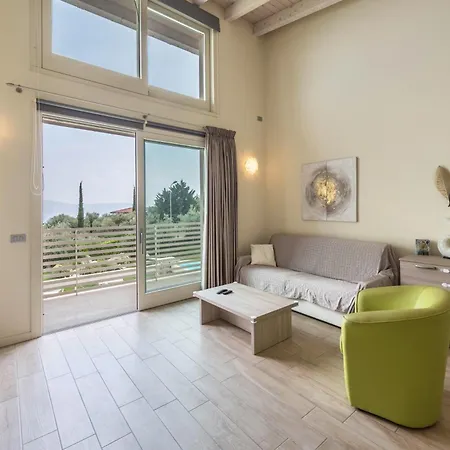 Апартаменты Little Paradise Garda Тосколано-Мадерно